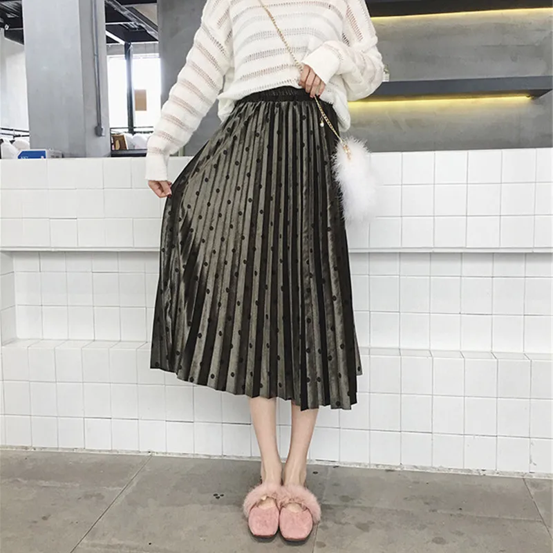 Azterumi Spring New 2019 Women Velvet Pleated Skirt Women Sweet Polka Dot Print Midi Skirts Black Apricot Gray Dark Green
Azterumi Spring New 2019 Women Velvet Pleated Skirt Women Sweet Polka Dot Print Midi Skirts Black Apricot Gray Dark Green
