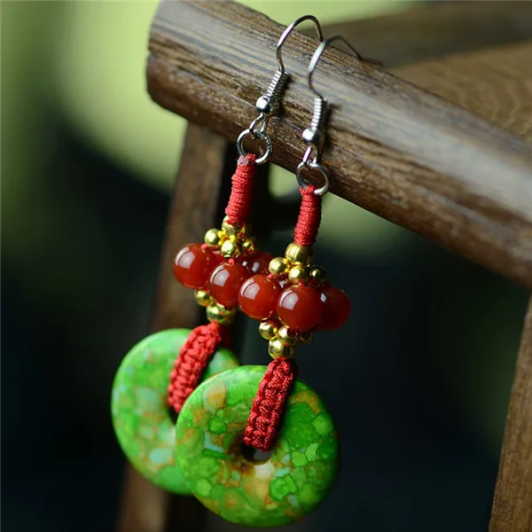 Elegant Exotic Quality Beautiful Green Tur quoise Chinese Peace-button Dotte with Red A gate Golden Copper Beads Ethnic Earrings
Elegant Exotic Quality Beautiful Green Tur quoise Chinese Peace-button Dotte with Red A gate Golden Copper Beads Ethnic Earrings