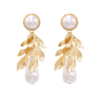 Dubai Charm Bride Pearl Jewelry Fashion Wedding Stud Earrings Leaf Shape Fashion Earrings Bridal Pearl Earrings Jewelry
Dubai Charm Bride Pearl Jewelry Fashion Wedding Stud Earrings Leaf Shape Fashion Earrings Bridal Pearl Earrings Jewelry