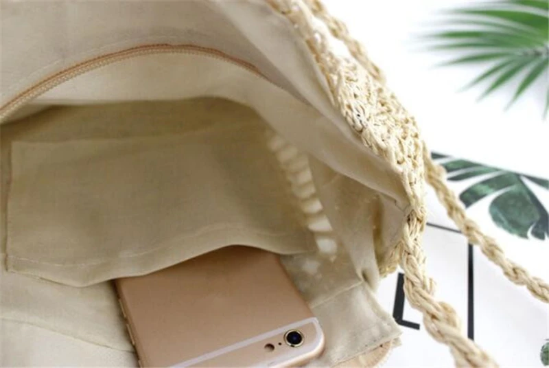 Hollow Woven Crossbody Straw Bag - Round Tassel Summer Messenger Bag 6 HTB1Y7l6dlKw3KVjSZFOq6yrDVXaP