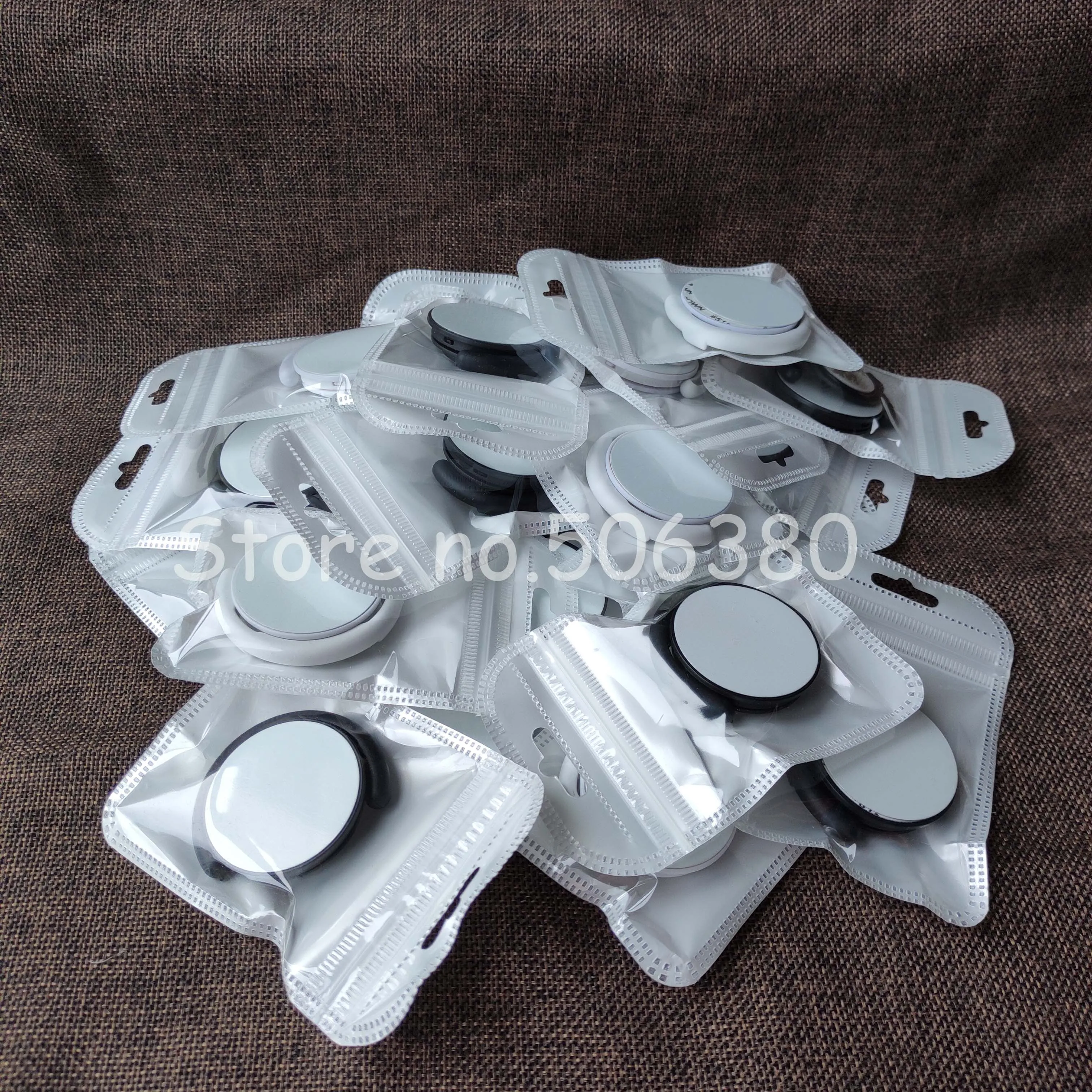50pcs/lot New Sublimation Blank mobile Phone Plastic Holder With Metal insert heat trasnfer printing Phone Case Holder Stand
50pcs/lot New Sublimation Blank mobile Phone Plastic Holder With Metal insert heat trasnfer printing Phone Case Holder Stand