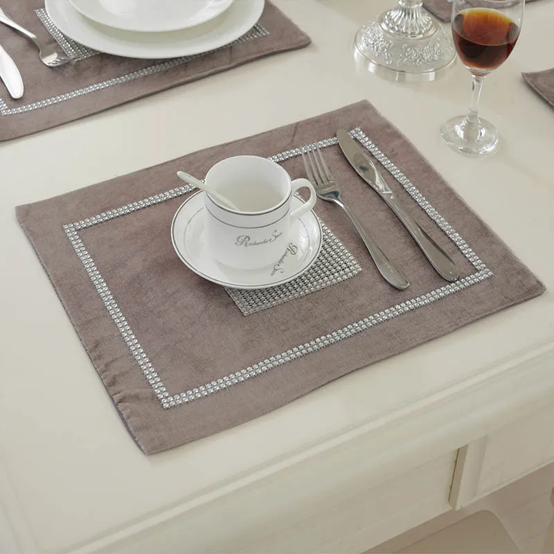 30x40CM Wedding Table Mat With Diamond Cloth Dinner Jacquard Patchwork Table Pads Party Fabric Napkin For Home Decoration
30x40CM Wedding Table Mat With Diamond Cloth Dinner Jacquard Patchwork Table Pads Party Fabric Napkin For Home Decoration