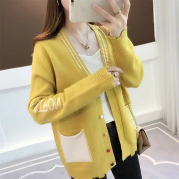 2019 South Korea's new lazy wind ladies spring dress loose and thin outside take a sweater sexy V-neck women's sweater W109
2019 South Korea's new lazy wind ladies spring dress loose and thin outside take a sweater sexy V-neck women's sweater W109