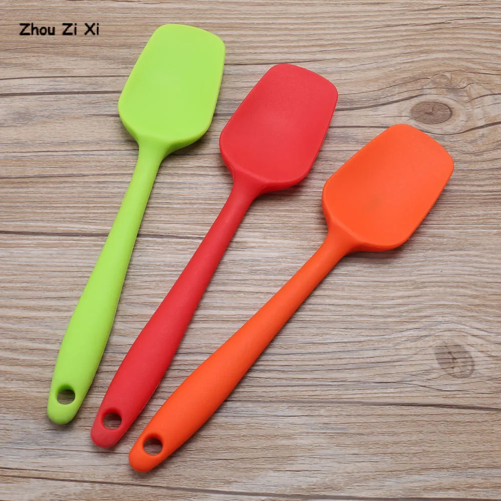 Super flexible integrated handle silicone scraper Ice cream spoon spatula cream for the shovel
Super flexible integrated handle silicone scraper Ice cream spoon spatula cream for the shovel