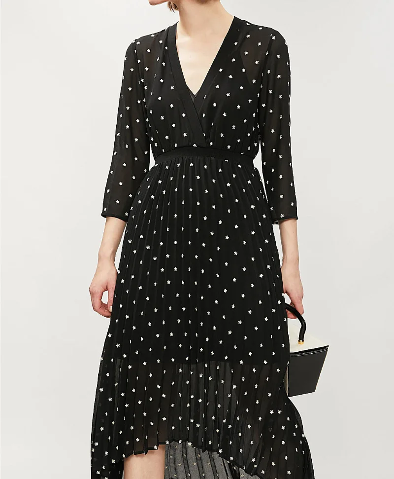 Black Wrap V Neckline Contrast White Embroidered Flowers High Waist Pleated Midi Dress With Elbow Sleeve
Black Wrap V Neckline Contrast White Embroidered Flowers High Waist Pleated Midi Dress With Elbow Sleeve