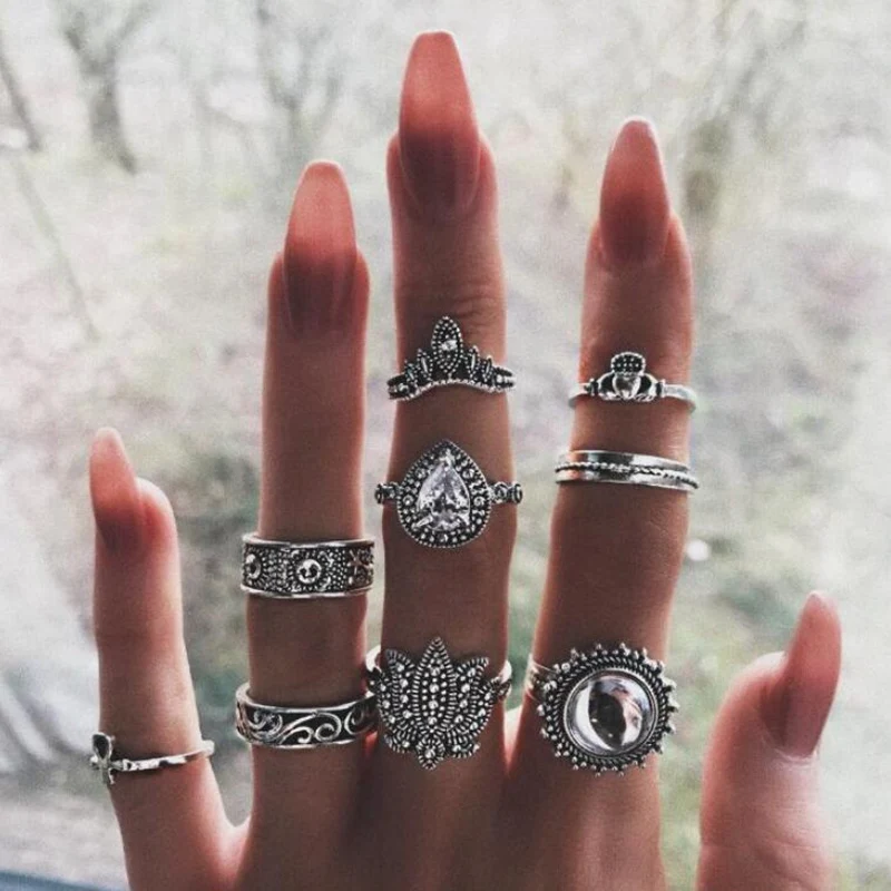 Vintage Stone Opal Rings Set Bohemian Antique Silver Big Crystal Water Drop Knuckle Shield Ankh Ring Set Women Fashion Jewelry
Vintage Stone Opal Rings Set Bohemian Antique Silver Big Crystal Water Drop Knuckle Shield Ankh Ring Set Women Fashion Jewelry