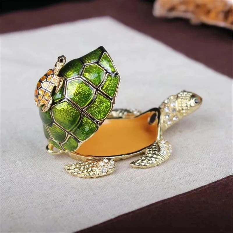 Alloy Tortoise Jewelry Box Vintage Home Decoration Trinket Box Carrying Cases Metal Art Craft Casket Gift Package Box Artwork
Alloy Tortoise Jewelry Box Vintage Home Decoration Trinket Box Carrying Cases Metal Art Craft Casket Gift Package Box Artwork