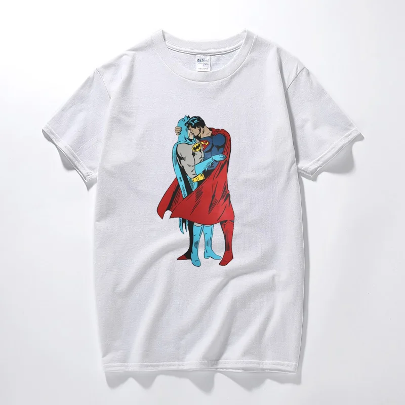 New Summer Batman Superman Kiss Gay Pride LGBT Justice League Men Women Unisex T-shirt Cotton short sleeve Streetwear T shirt
New Summer Batman Superman Kiss Gay Pride LGBT Justice League Men Women Unisex T-shirt Cotton short sleeve Streetwear T shirt