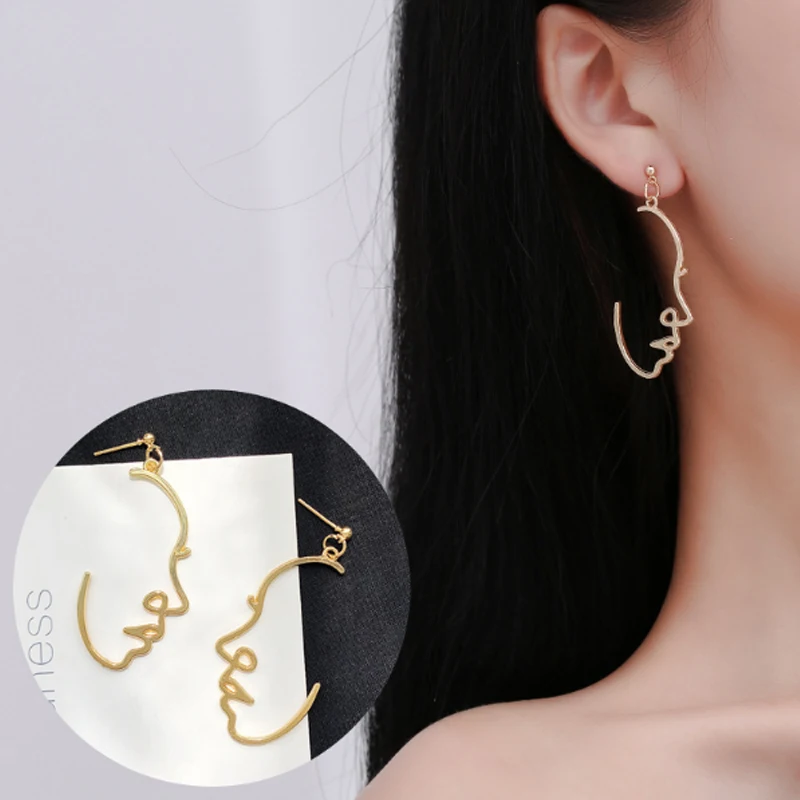 Fashion New Abstract Face Retro Multiple Choice Earrings Metal Alloy Hollow Out Earring Girls Dangle Earrings 1 Pair
Fashion New Abstract Face Retro Multiple Choice Earrings Metal Alloy Hollow Out Earring Girls Dangle Earrings 1 Pair