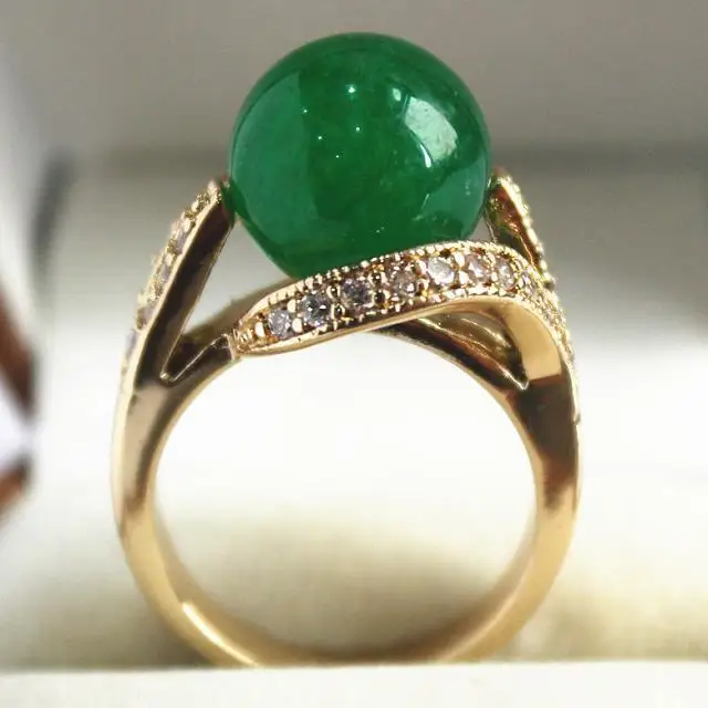 Lady new crystal jewelry and 12 mm long green bread men's Women's rings (# 7.8.9)
Lady new crystal jewelry and 12 mm long green bread men's Women's rings (# 7.8.9)