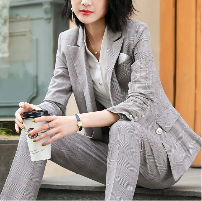 Formal Spring Autumn Double Breasted Office Ladies Plaid Blazer suits sets Fashion Women long pants blazers sets Plus Size 4XL
Formal Spring Autumn Double Breasted Office Ladies Plaid Blazer suits sets Fashion Women long pants blazers sets Plus Size 4XL