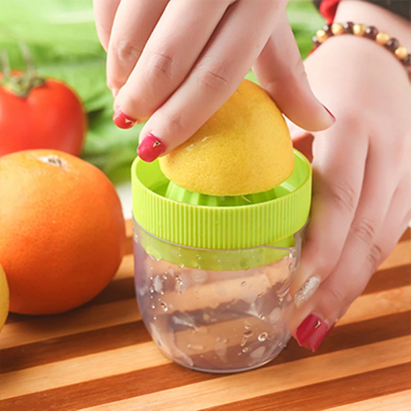 Travel Small Fruit Squeezer Machine Extractor Hand Press Cup Juice Bottle Mini Household Manual Juicer lemon squeezer 19216
Travel Small Fruit Squeezer Machine Extractor Hand Press Cup Juice Bottle Mini Household Manual Juicer lemon squeezer 19216