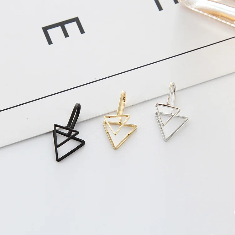 Fashion Simple Temperament Double Triangle Simple Personality Korean Metal Pierced Ear less Painless Ear Clip Women 2019
Fashion Simple Temperament Double Triangle Simple Personality Korean Metal Pierced Ear less Painless Ear Clip Women 2019