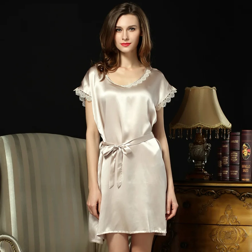 Genuine Silk Nightgowns Female Shirts Summer New Heavy Silk Sleepwear Women Short-Sleeve Sexy Lace Elegant Sling Sleeping Dress 
Genuine Silk Nightgowns Female Shirts Summer New Heavy Silk Sleepwear Women Short-Sleeve Sexy Lace Elegant Sling Sleeping Dress