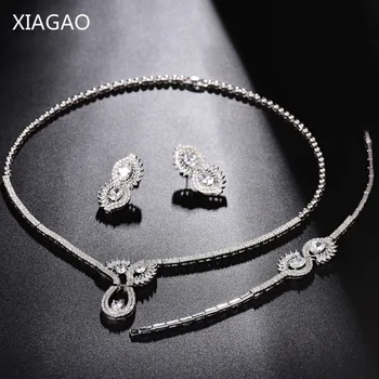 XIAGAO Wedding Decoration Dubai Jewelry Sets Flower Silver Color Earring Necklace Bracelet Women Bridal Bijouterie Engagement
XIAGAO Wedding Decoration Dubai Jewelry Sets Flower Silver Color Earring Necklace Bracelet Women Bridal Bijouterie Engagement