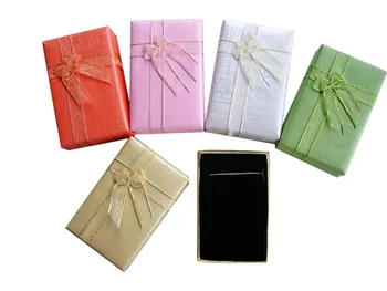 Necklace Packaging Wholesale 60pcs/lot 8.5*5.3*2.5CM Pendant Jewelry Packaging Gift Set Box with Butterfly Elastic Band
Necklace Packaging Wholesale 60pcs/lot 8.5*5.3*2.5CM Pendant Jewelry Packaging Gift Set Box with Butterfly Elastic Band