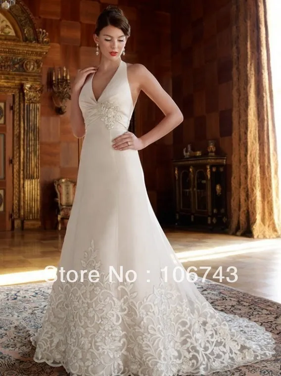 free shipping customized 2013 new style Sexy bride Custom size embroidery halter white and lvory flowers long wedding dress
free shipping customized 2013 new style Sexy bride Custom size embroidery halter white and lvory flowers long wedding dress