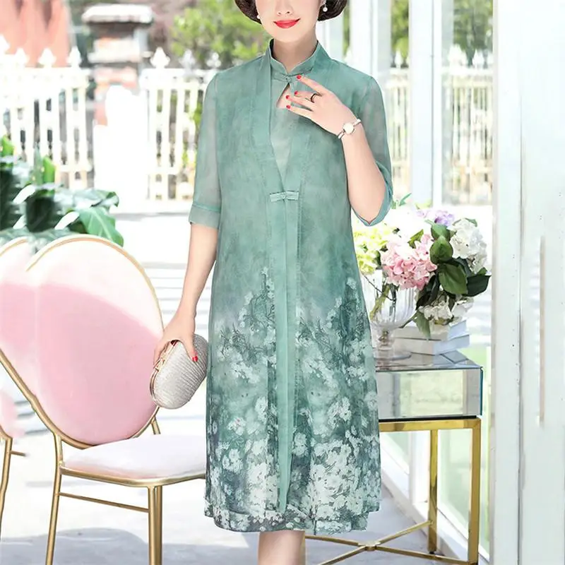 Women Chiffon Cheongsam Sets 2019 Spring Autumn 2 Pieces Long Coat +Floral Print Sleeveless Dress Suits Women Elegant Sets R03
Women Chiffon Cheongsam Sets 2019 Spring Autumn 2 Pieces Long Coat +Floral Print Sleeveless Dress Suits Women Elegant Sets R03
