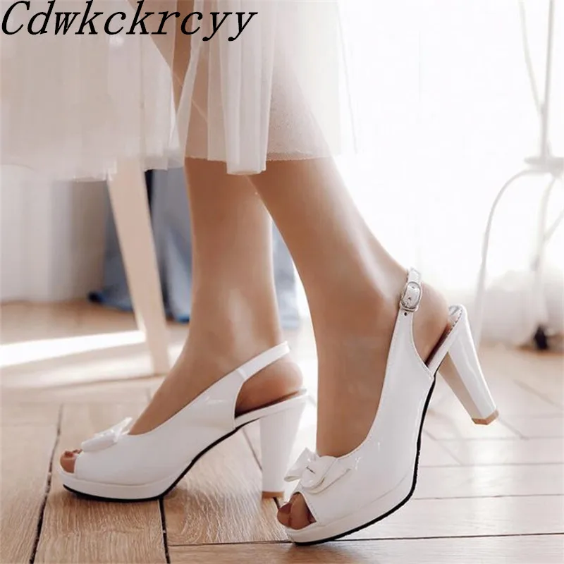 Summer New pattern fashion Europe America Sweet Bow Buckle Fish mouth Women sandals Simplicity temperament Rome Women sandals
Summer New pattern fashion Europe America Sweet Bow Buckle Fish mouth Women sandals Simplicity temperament Rome Women sandals