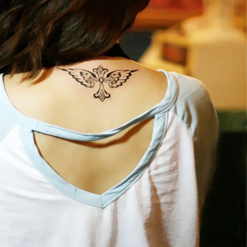 Татуировки Для Девушек На Спине Маленькие Фото