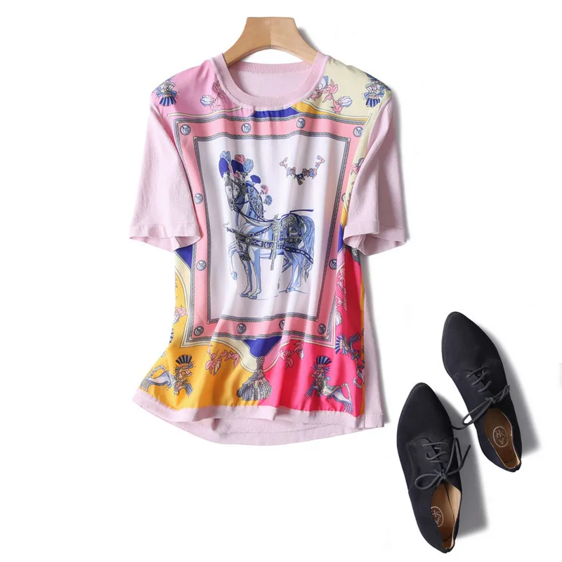 Luxury Designer Brand Knitted Top for Women O Neck Horse Print Silk Spliced Knitted Pullovers
Luxury Designer Brand Knitted Top for Women O Neck Horse Print Silk Spliced Knitted Pullovers