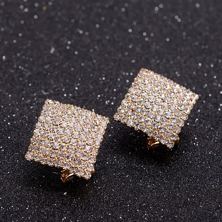 Rhinestone Clip on Earrings Without Piercing for Women Fashion Jewelry No Ear Hole Ear Clip Wedding pageant
Rhinestone Clip on Earrings Without Piercing for Women Fashion Jewelry No Ear Hole Ear Clip Wedding pageant