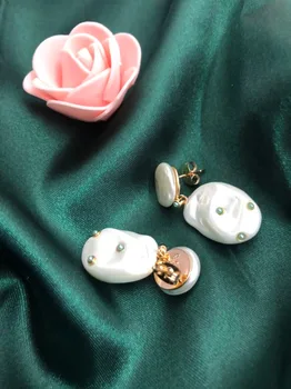 Copper Pearl Pendant fashion Earring Kolczyki Kupe Joyas Jewellery Boucle Oreille Oorbel Ohrringe
Copper Pearl Pendant fashion Earring Kolczyki Kupe Joyas Jewellery Boucle Oreille Oorbel Ohrringe