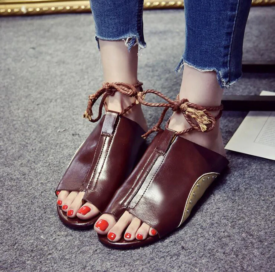 New Fish Mouth Women's Sandals Retro Fashion Unique Low Heel Sandals Casual Comfortable Two Ways of Wearing Very Nice Sandals
New Fish Mouth Women's Sandals Retro Fashion Unique Low Heel Sandals Casual Comfortable Two Ways of Wearing Very Nice Sandals