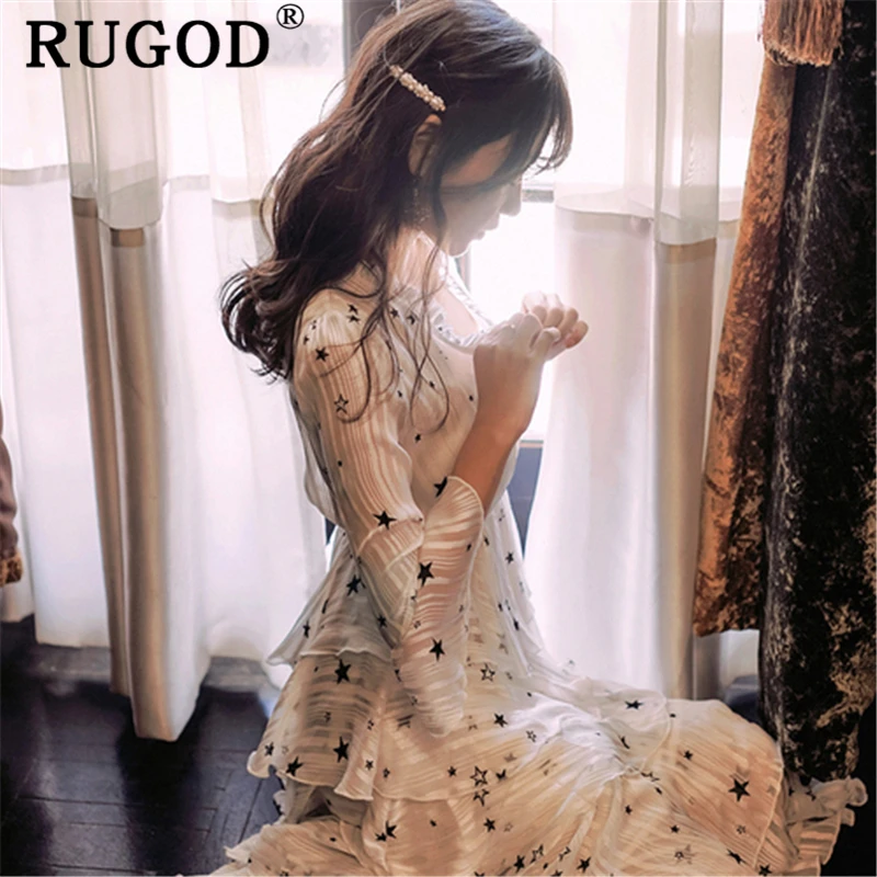 RUGOD Korean chic elegant star printed cake dress women 2019 summer Fashion V neck long maxi beach dress female Vintage dresses
RUGOD Korean chic elegant star printed cake dress women 2019 summer Fashion V neck long maxi beach dress female Vintage dresses