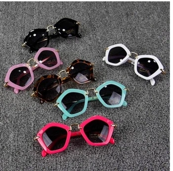 Kids Sunglasses Children Sun Glasses Round Baby Sun-shading Eyeglasses UV400 Boys Girls Baby Goggles
Kids Sunglasses Children Sun Glasses Round Baby Sun-shading Eyeglasses UV400 Boys Girls Baby Goggles