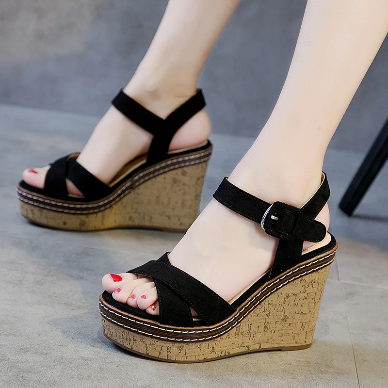 Summer new waterproof platform wedge sandals female high-heeled students wild fish mouth sponge cake women's shoes
Summer new waterproof platform wedge sandals female high-heeled students wild fish mouth sponge cake women's shoes