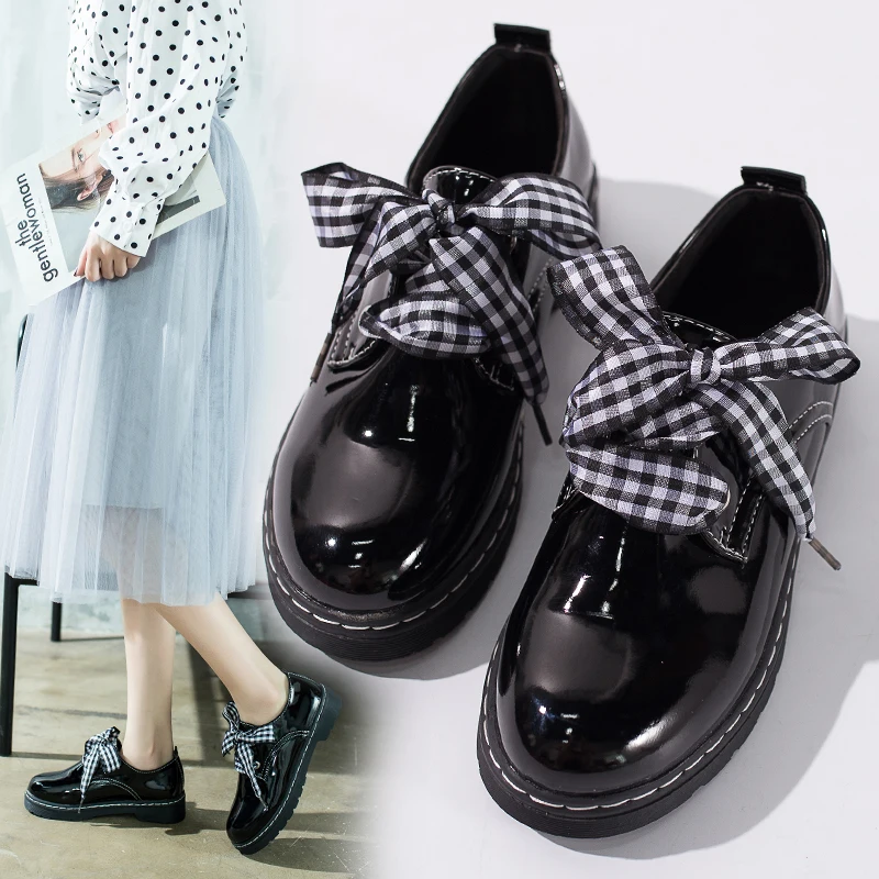 Small Patent leather ladies shoes lace up platform oxford plaid cloth brogue cross-tied espadrilles flat heel cozy loafers women
Small Patent leather ladies shoes lace up platform oxford plaid cloth brogue cross-tied espadrilles flat heel cozy loafers women