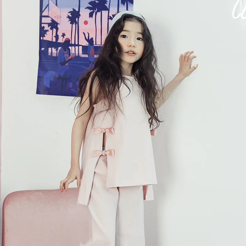 Girl Summer Clothes 2018 Sleeveless Shirt + Wide Leg Pants 2pcs Suit Teens Clothing Sets Bow Knot Designer Fashion Suits CC882
Girl Summer Clothes 2018 Sleeveless Shirt + Wide Leg Pants 2pcs Suit Teens Clothing Sets Bow Knot Designer Fashion Suits CC882
