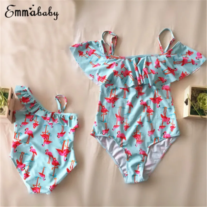 Cartoon 2018 Family Matching Flamingos Swimwear Mother Daughter Baby Girl Flamingo Bikini Bathing Swimsuit Swimwear Beachwear
Cartoon 2018 Family Matching Flamingos Swimwear Mother Daughter Baby Girl Flamingo Bikini Bathing Swimsuit Swimwear Beachwear
