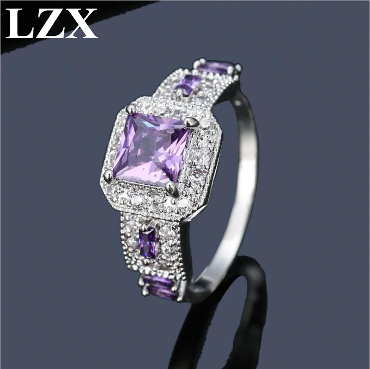 LZX New Cute Engagement Ring Men 4 Colors Square Cubic Zirconia Crystal Wedding Rings For Women Fashion Party White Gold Jewelry
LZX New Cute Engagement Ring Men 4 Colors Square Cubic Zirconia Crystal Wedding Rings For Women Fashion Party White Gold Jewelry