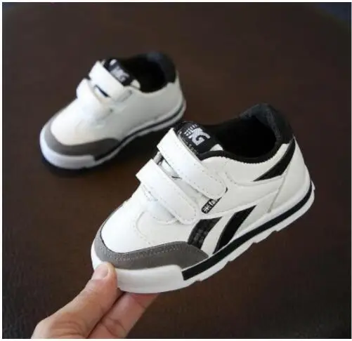 New Fashion Summer Children Shoes Flat Boys Girls Sandals Breathable Soft Kids Sports Sneakers Unisex EU 22-31
New Fashion Summer Children Shoes Flat Boys Girls Sandals Breathable Soft Kids Sports Sneakers Unisex EU 22-31