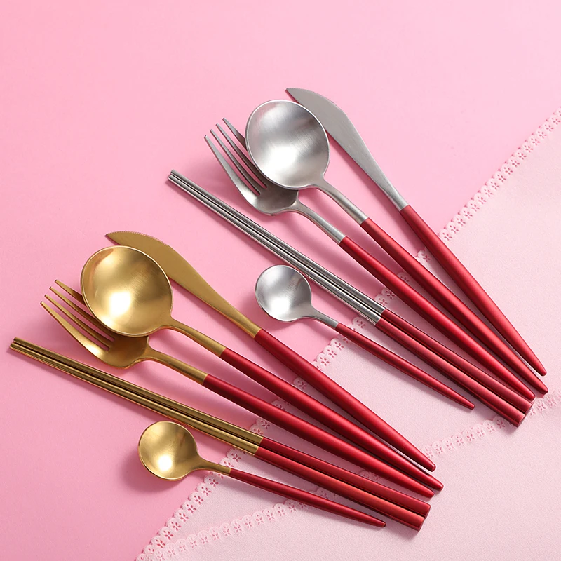 Rose Gold Tableware Set Stainless Steel Cutlery Set Western Food Tableware Luxury Fork Teaspoon Knife Cutlery Set Fork Spoon
Rose Gold Tableware Set Stainless Steel Cutlery Set Western Food Tableware Luxury Fork Teaspoon Knife Cutlery Set Fork Spoon