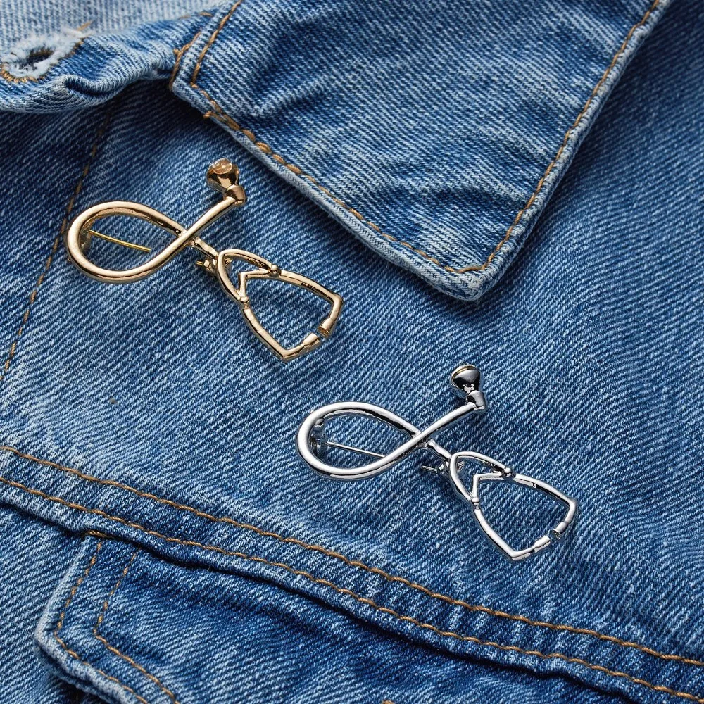 2019 Stethoscope Brooch Pins Nurse Jewelry Medical Jewelry brooch Doctor Gift Graduation Gift for man
2019 Stethoscope Brooch Pins Nurse Jewelry Medical Jewelry brooch Doctor Gift Graduation Gift for man