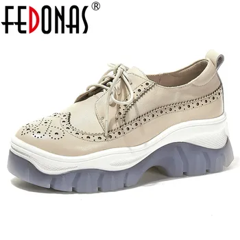 FEDONAS 2020 Newest Women Genuine Leather Flats Women Fashion Lace Up Casual Sneaker Spring Autumn Basic Platforms Shoes Woman 
FEDONAS 2020 Newest Women Genuine Leather Flats Women Fashion Lace Up Casual Sneaker Spring Autumn Basic Platforms Shoes Woman