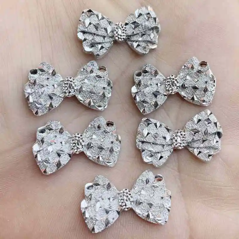 60pcs 14*23mm Silver Bowknot Bows Flatback Resin Dotted Rhinestone Gems Flat back Resin Z491*3
60pcs 14*23mm Silver Bowknot Bows Flatback Resin Dotted Rhinestone Gems Flat back Resin Z491*3