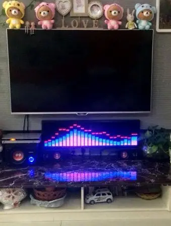 Full color music spectrum display, SIZE 560MM*160MM*20MM. combination of 64 kinds of various sizes, AGC automatic control
Full color music spectrum display, SIZE 560MM*160MM*20MM. combination of 64 kinds of various sizes, AGC automatic control
