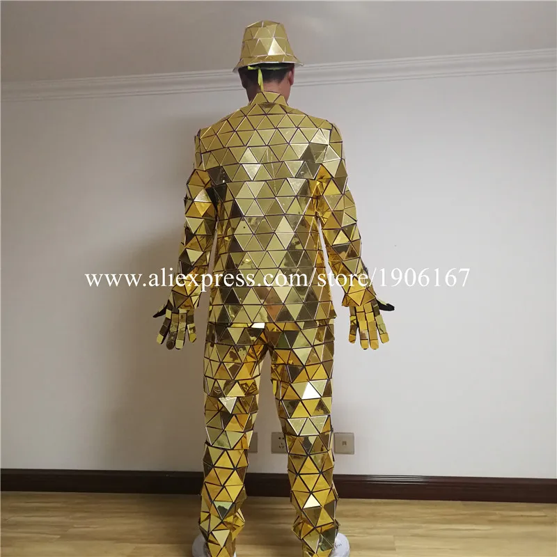 Mirror man 04