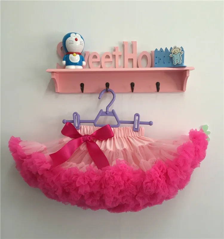 Baby Girls Vintage Pink pettiskirt, tutu, girls tutu, petticoat, newborn hot pink tutu
Baby Girls Vintage Pink pettiskirt, tutu, girls tutu, petticoat, newborn hot pink tutu