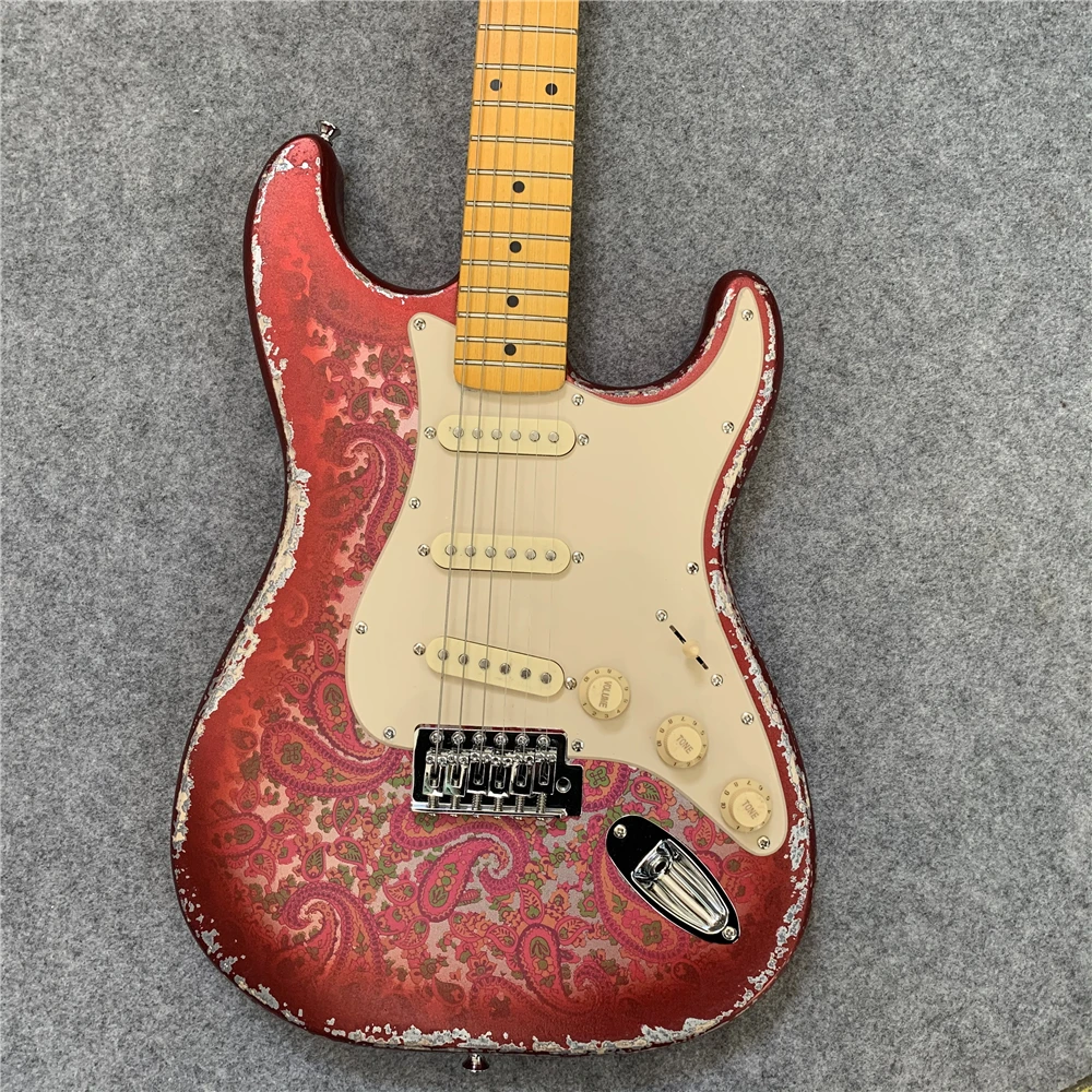 In stock, pink flowers are old, retro, relic electric guitar, precision production. Free shipping.
In stock, pink flowers are old, retro, relic electric guitar, precision production. Free shipping.