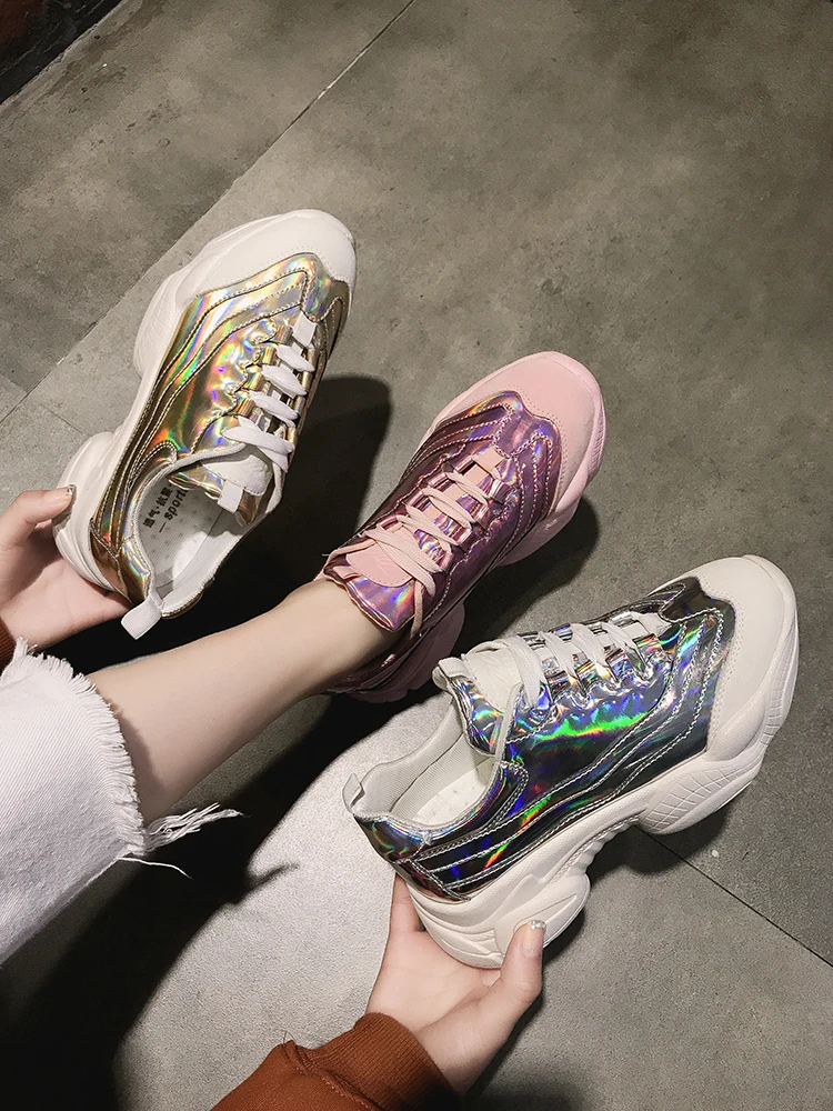 2019 New Fashion Whiter Platform Sneakers Spring Ladies Causal Shoes Woman Leather Platform Shoes Women Sneakers Chaussure Femme
2019 New Fashion Whiter Platform Sneakers Spring Ladies Causal Shoes Woman Leather Platform Shoes Women Sneakers Chaussure Femme
