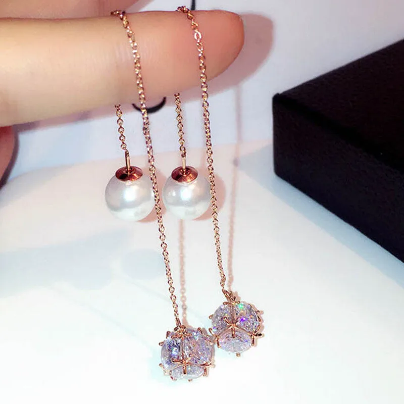 Charmwin New Fashion Classic Long Dangle Earrings Korean Zircon Super Flash Simulated Pearl Ear Wire Earrings For Women PE1280
Charmwin New Fashion Classic Long Dangle Earrings Korean Zircon Super Flash Simulated Pearl Ear Wire Earrings For Women PE1280