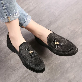 

2020 Men Fashion Tassels Leather Doug Shoes Dress Loafers Night Club Shoes Casual Moccasin Flat Slip-On Driver Shoes