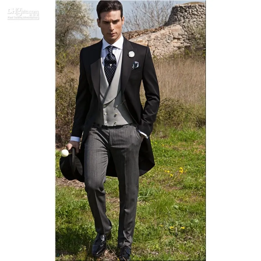 Handsome Groomsmen Wool blend Groom Tuxedos Mens Wedding Dress Man Jacket Blazer Prom Dinner (Jacket+Pants+Tie+Vest) A08
Handsome Groomsmen Wool blend Groom Tuxedos Mens Wedding Dress Man Jacket Blazer Prom Dinner (Jacket+Pants+Tie+Vest) A08