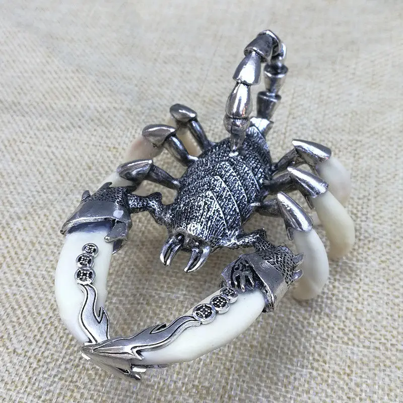 Collectible Chinese Antique Old Solid Copper Handwork Poisonous Scorpion Statue
