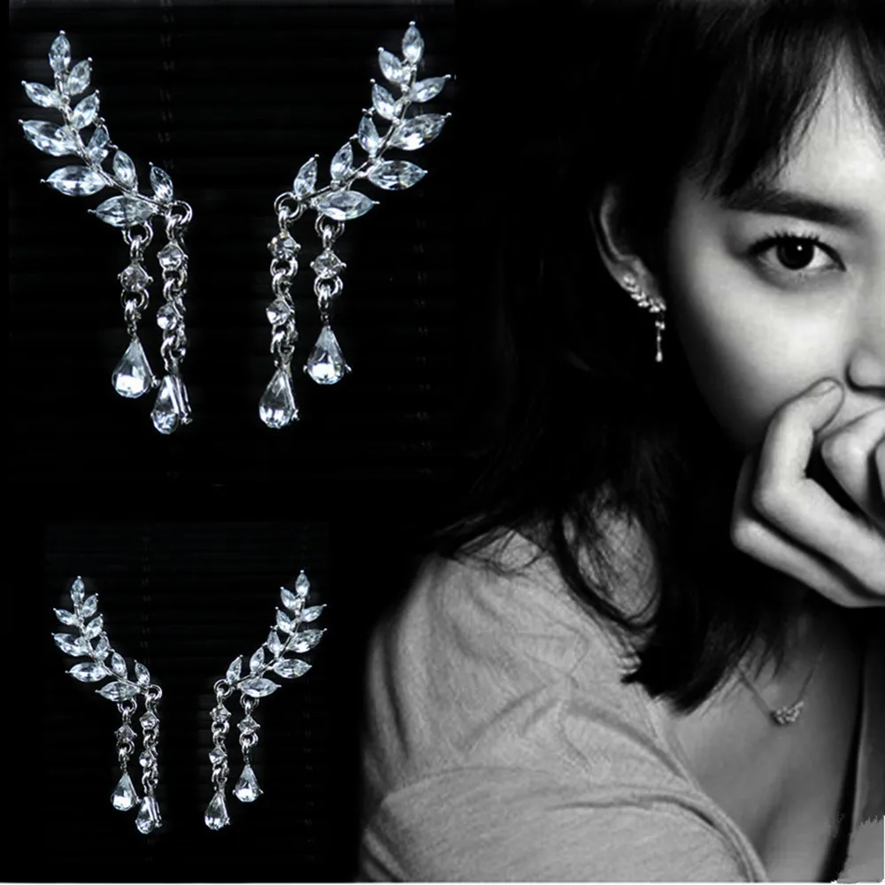 Women's Earring Angel Wings Rhinestone Inlaid Alloy Ear Jewelry Party earring female trendy earrings 2019 boucle d oreille
Women's Earring Angel Wings Rhinestone Inlaid Alloy Ear Jewelry Party earring female trendy earrings 2019 boucle d oreille
